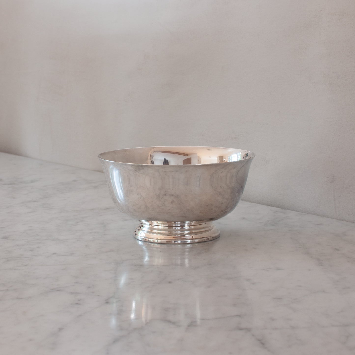 Vintage classic pedestal bowl series