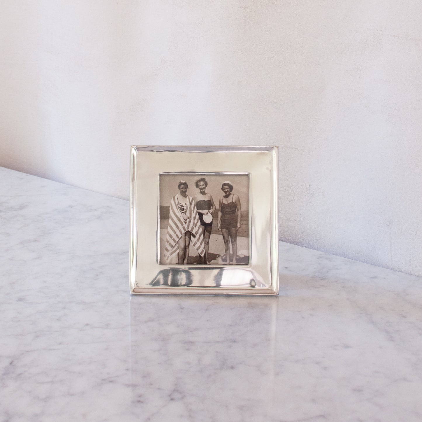 Classic frame series