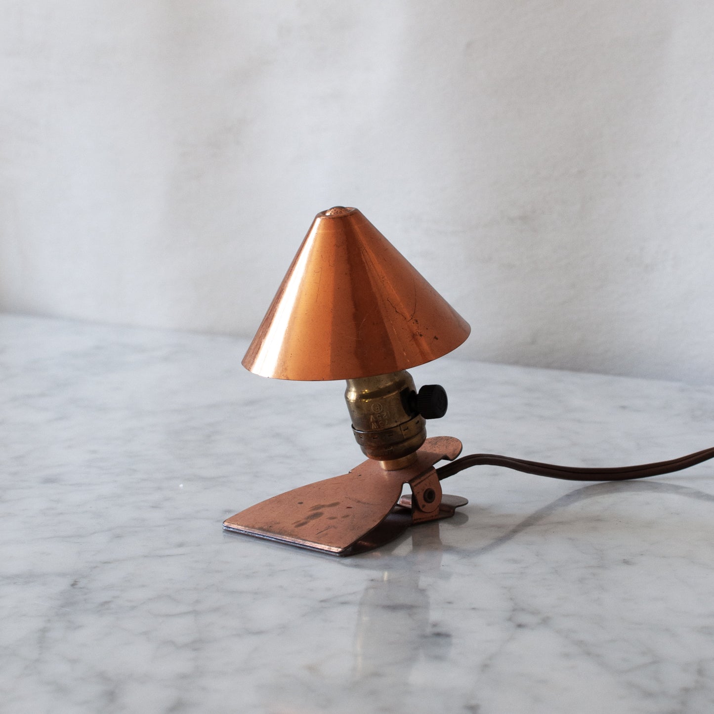 Vintage clip light, bronze – Cousin Home - Main Image