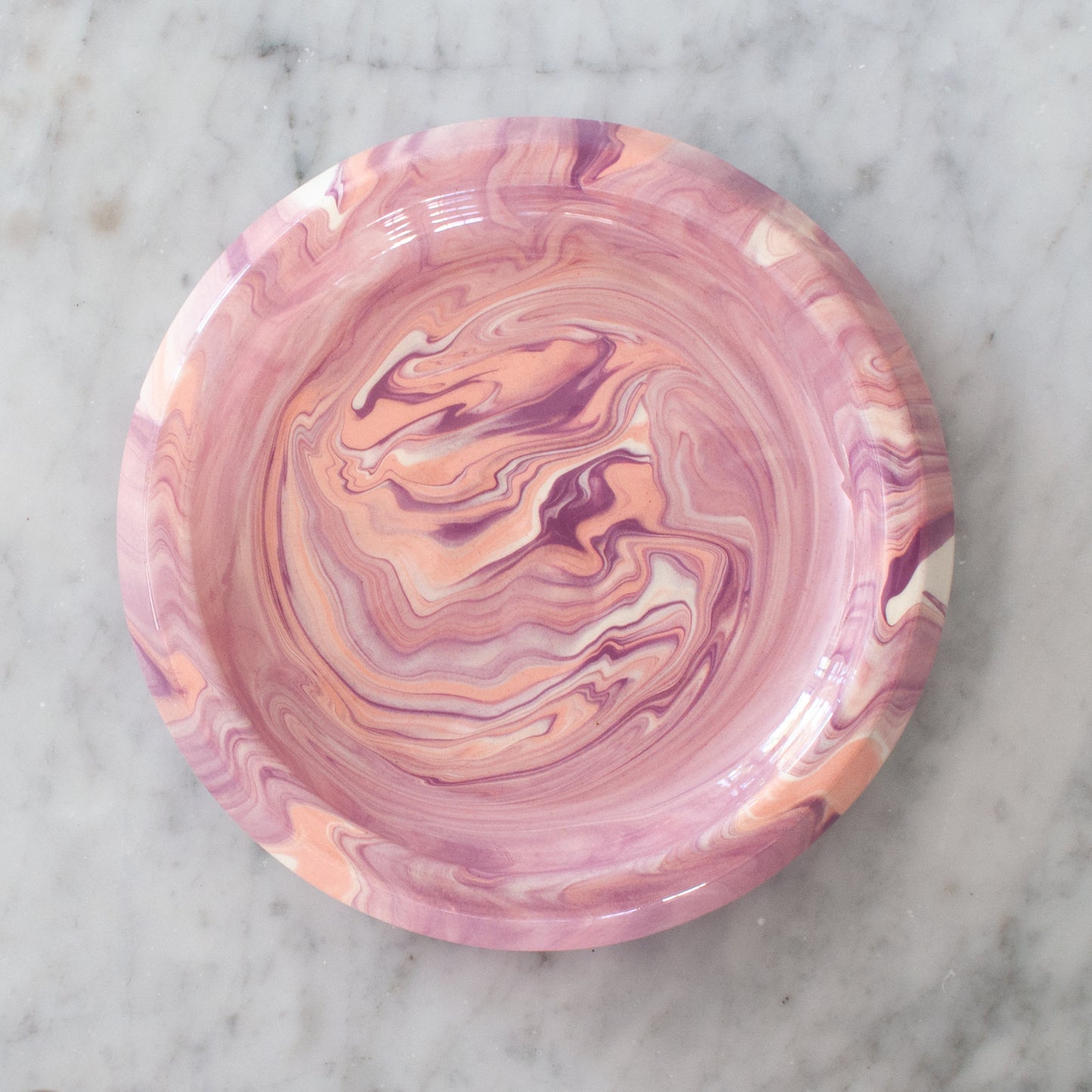 Marbled catchall, Nymph