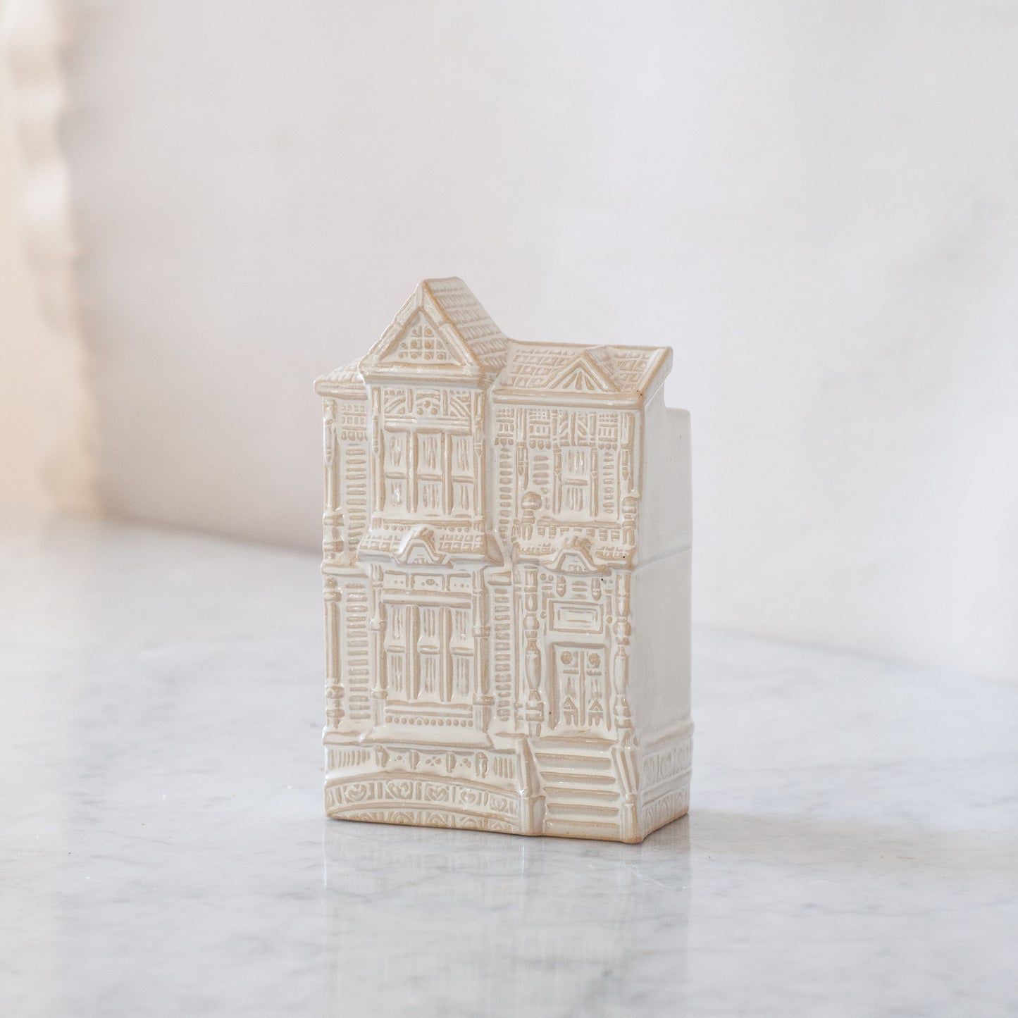 Vintage San Francisco Victorian House wall-mount container