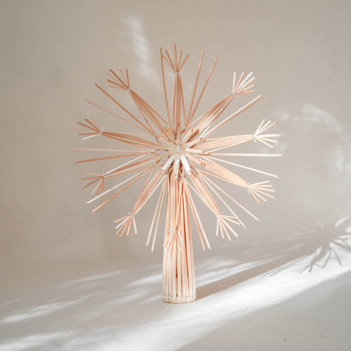 Straw Tree Topper