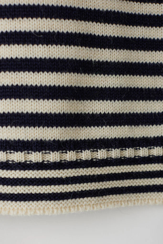 Le Tricoteur, Cropped Guernsey in Aran & Navy Stripe