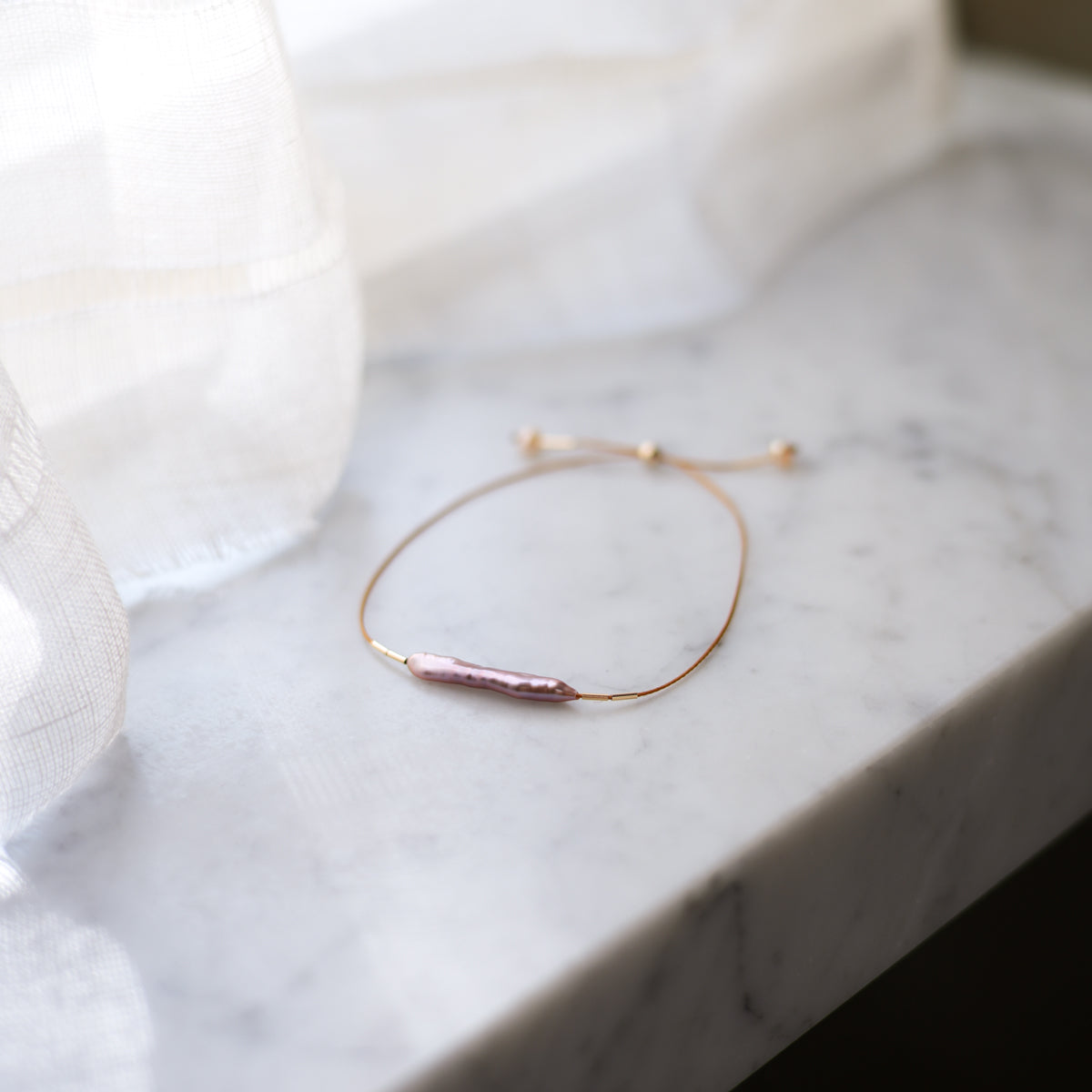 Lavender Finger Pearl Bracelet