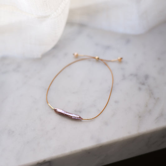 Lavender Finger Pearl Bracelet